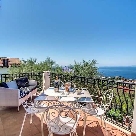 M Suites Sorrento Eksteriør billede