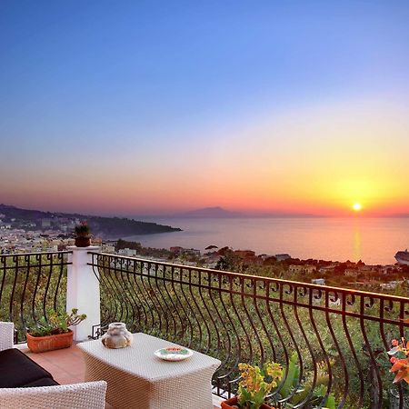 M Suites Sorrento Eksteriør billede
