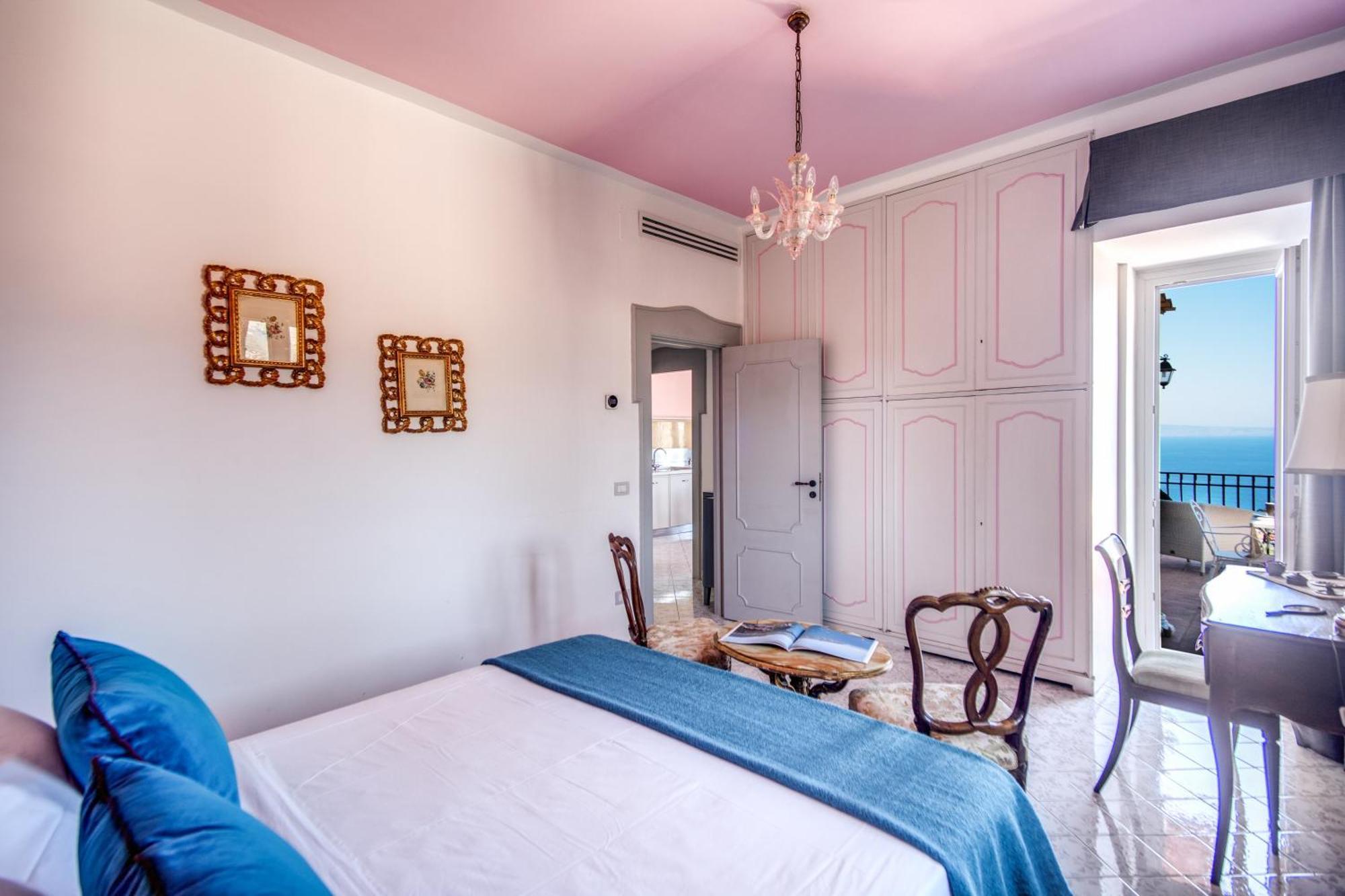 M Suites Sorrento Eksteriør billede