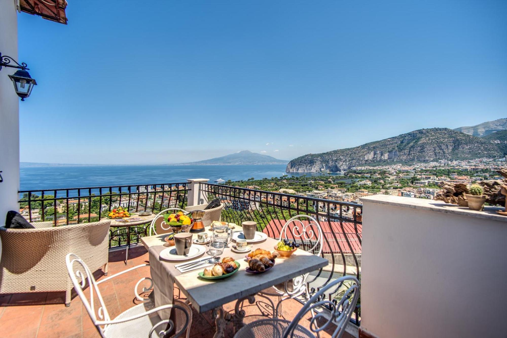 M Suites Sorrento Eksteriør billede