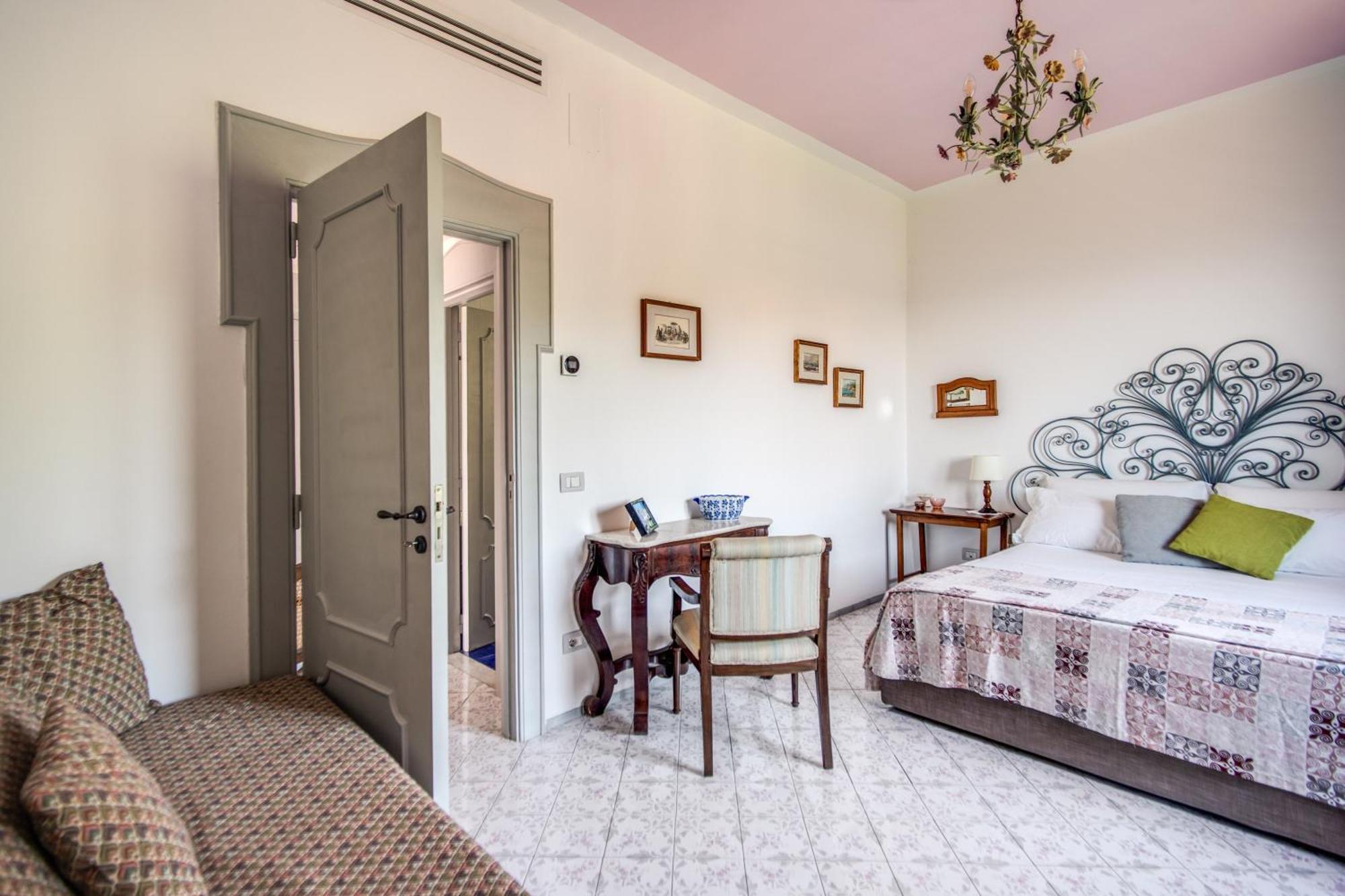 M Suites Sorrento Eksteriør billede