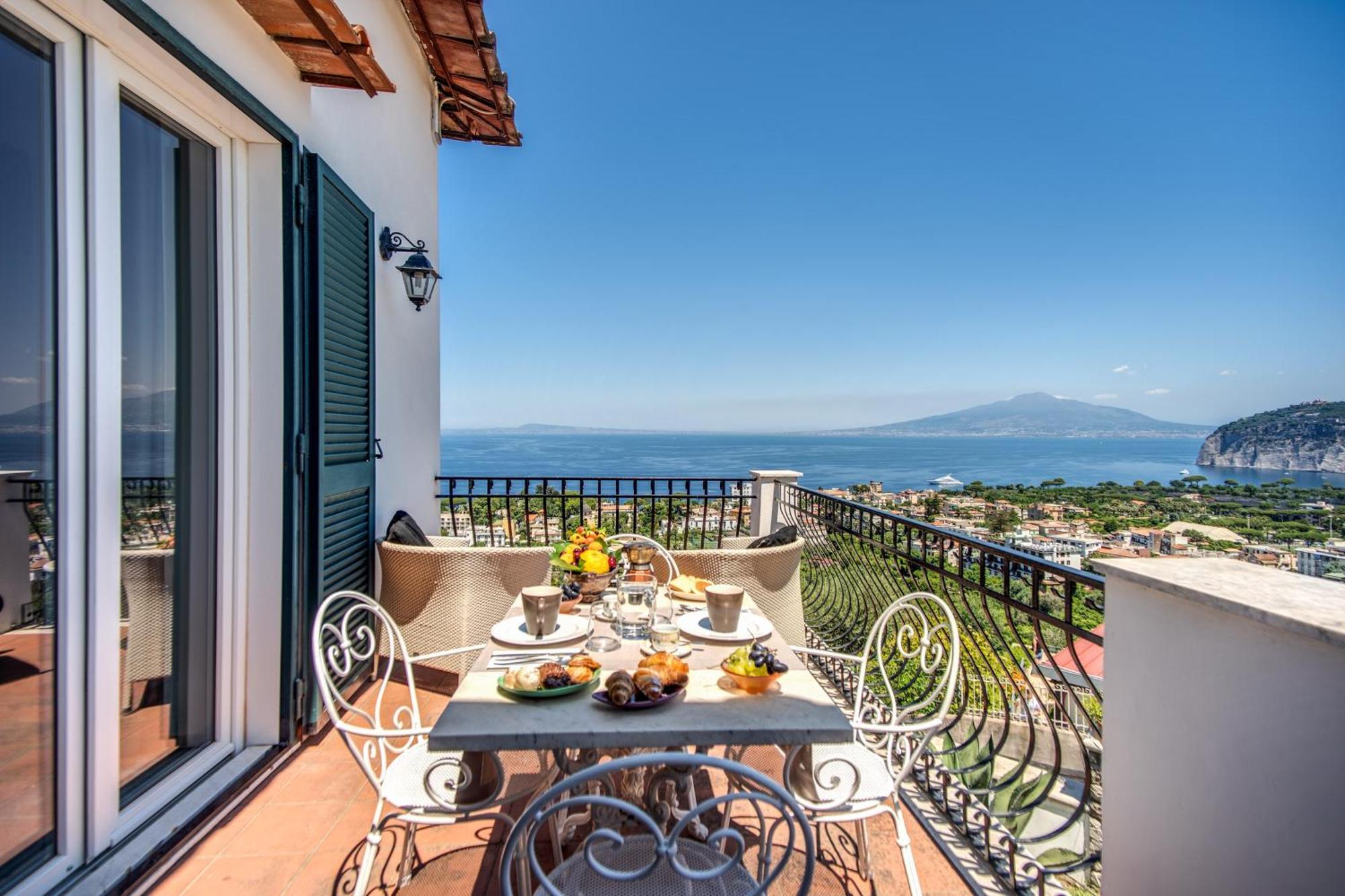M Suites Sorrento Eksteriør billede