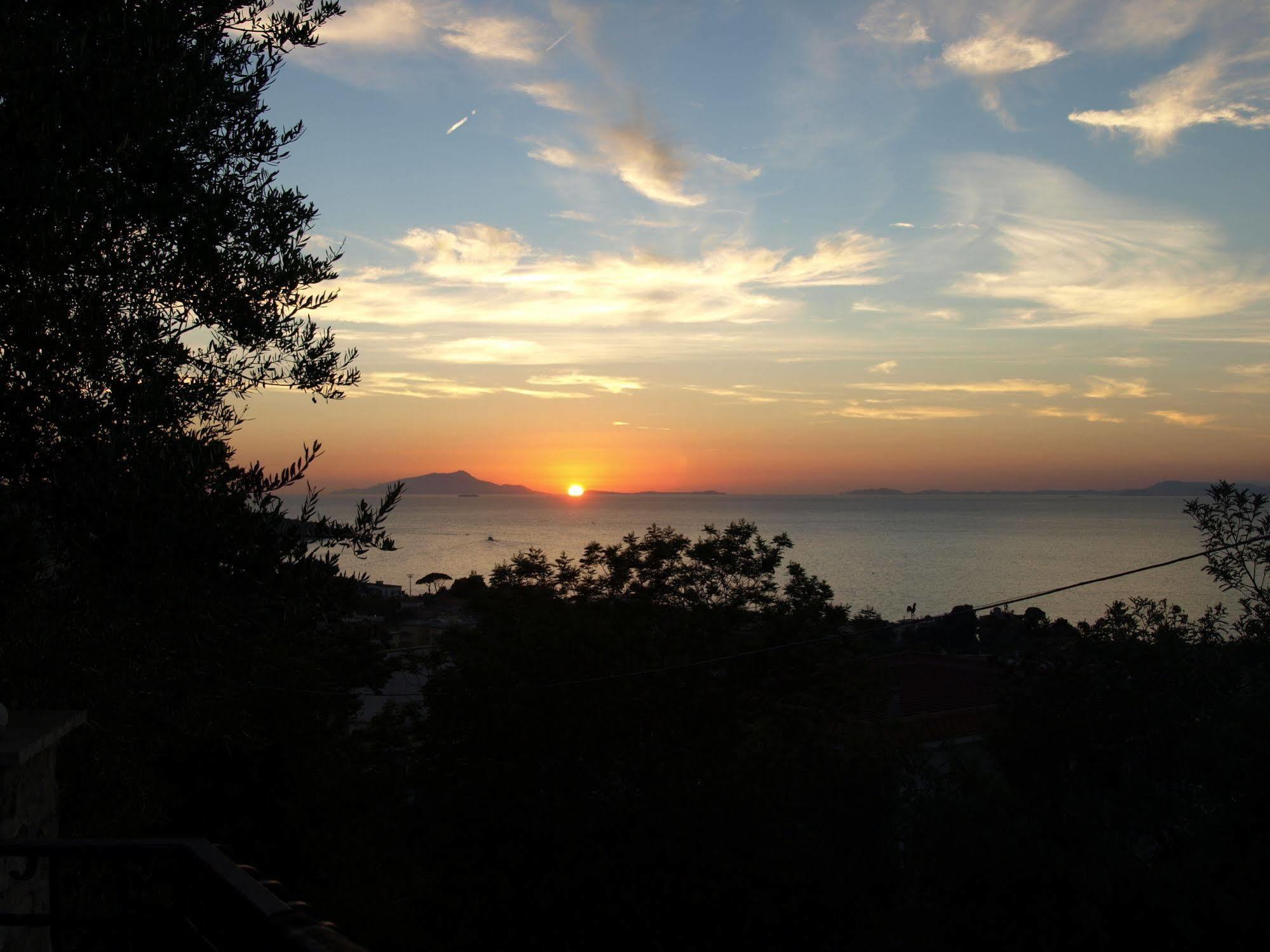M Suites Sorrento Eksteriør billede