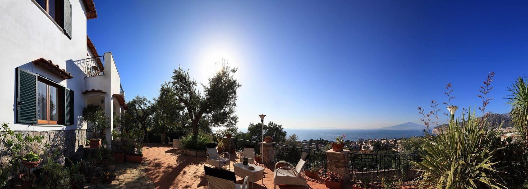 M Suites Sorrento Eksteriør billede